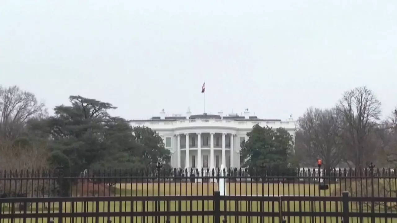 Экономика США замедлилась из-за приостановки работы Правительства