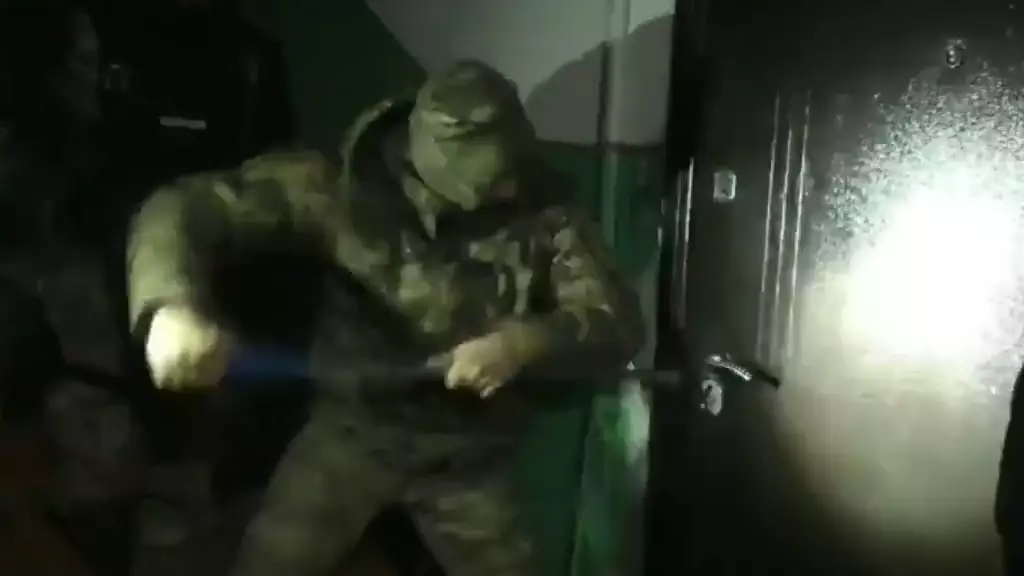 40-қа жуық алтын бұйым мен күзен тон: Қарағандыда ірі ұрлық әшкереленді