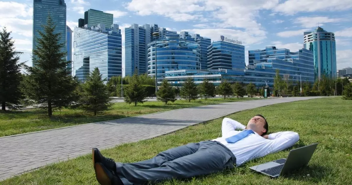  22 ақпан – ештеңе істемейтін күн! 