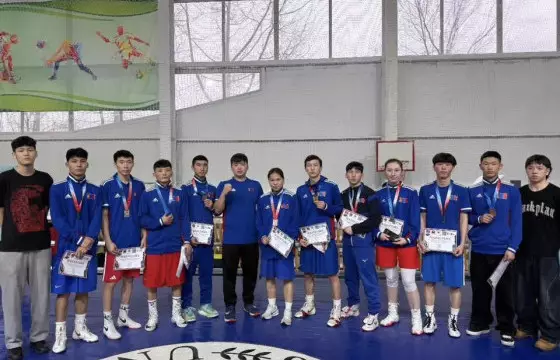 Боксер завоевал медаль на турнире в России и Казахстане в новом сезоне.