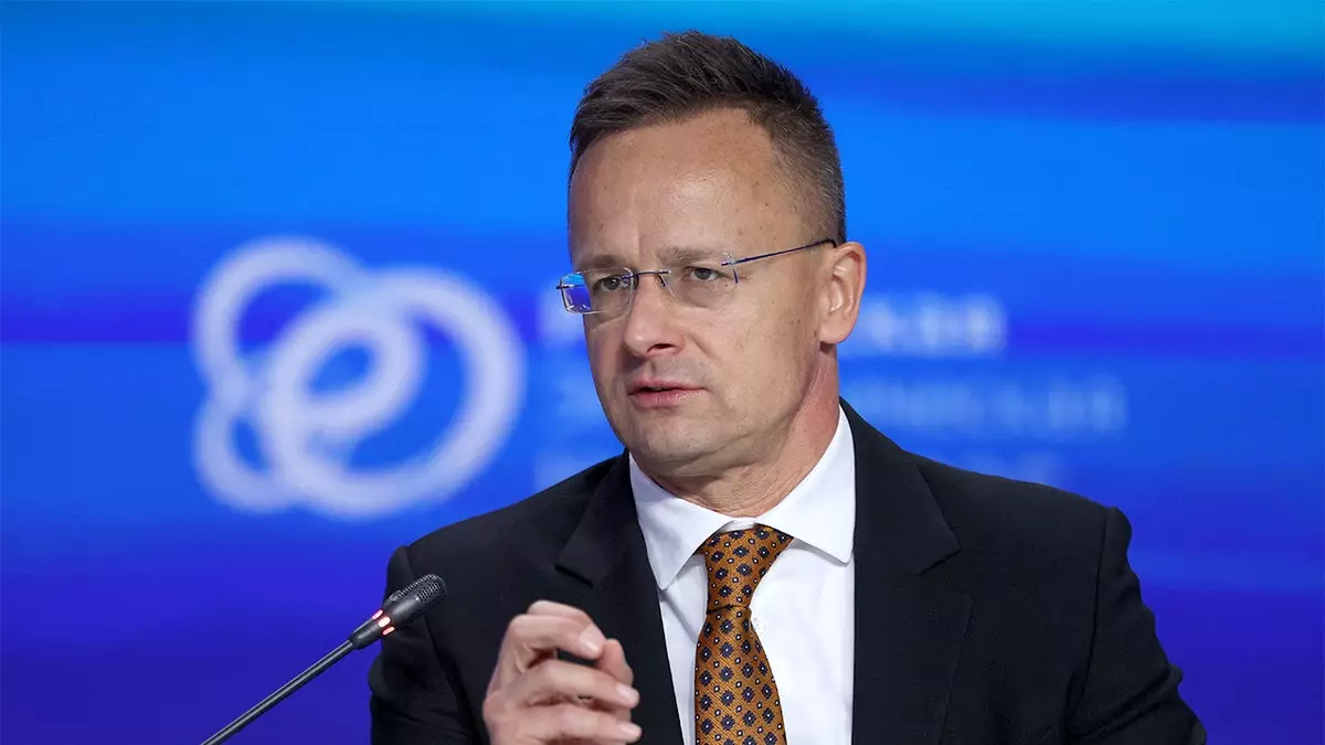 Венгрия угрожает заблокировать кредит ЕС Украине, если не возобновятся поставки российской нефти.