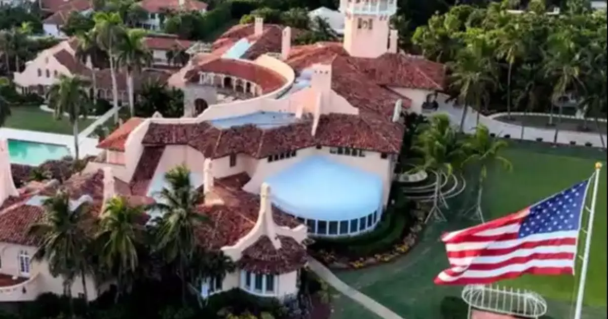  АҚШ-та Дональд Трамптың үйіне кірмек болған ер адам атып өлтірілді 