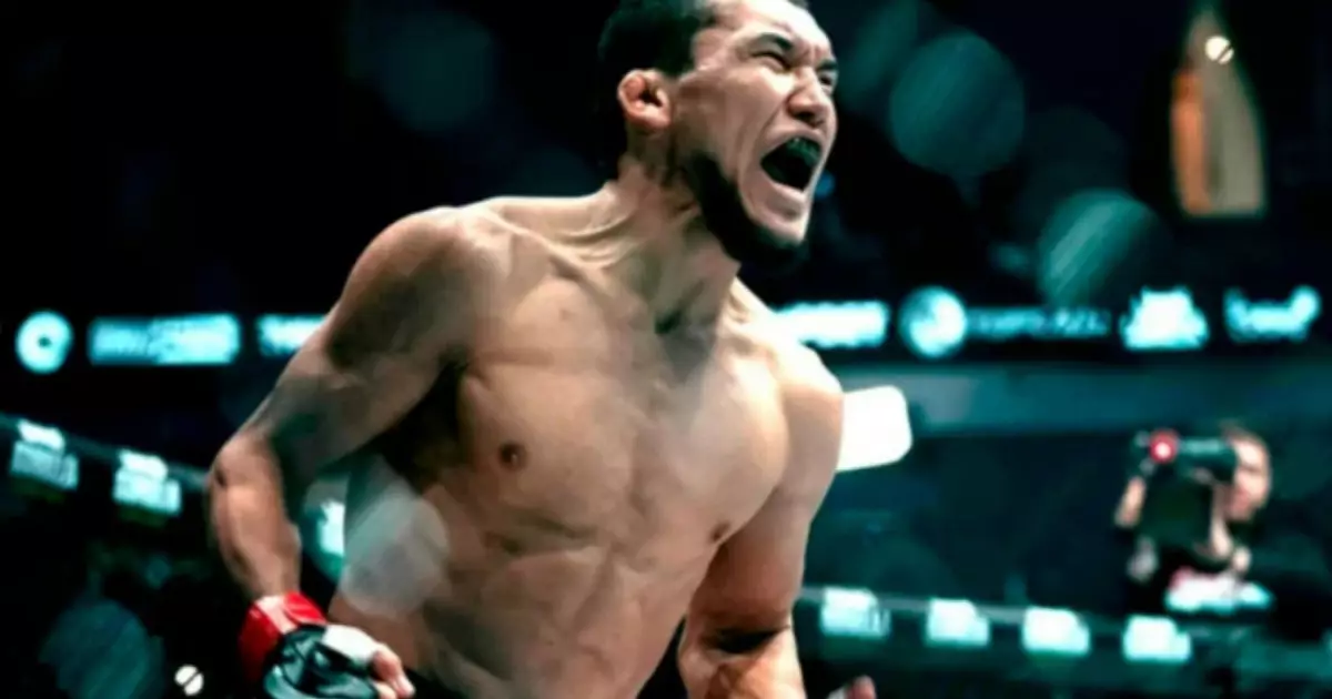  Әліби Ыдырыс UFC-дегі дебютінде жеңіске жетті 