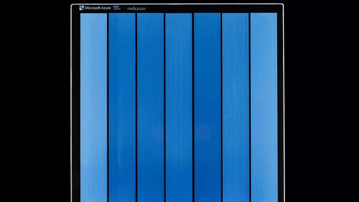 "Вечное" хранилище: Microsoft представила технологию записи данных в стекле