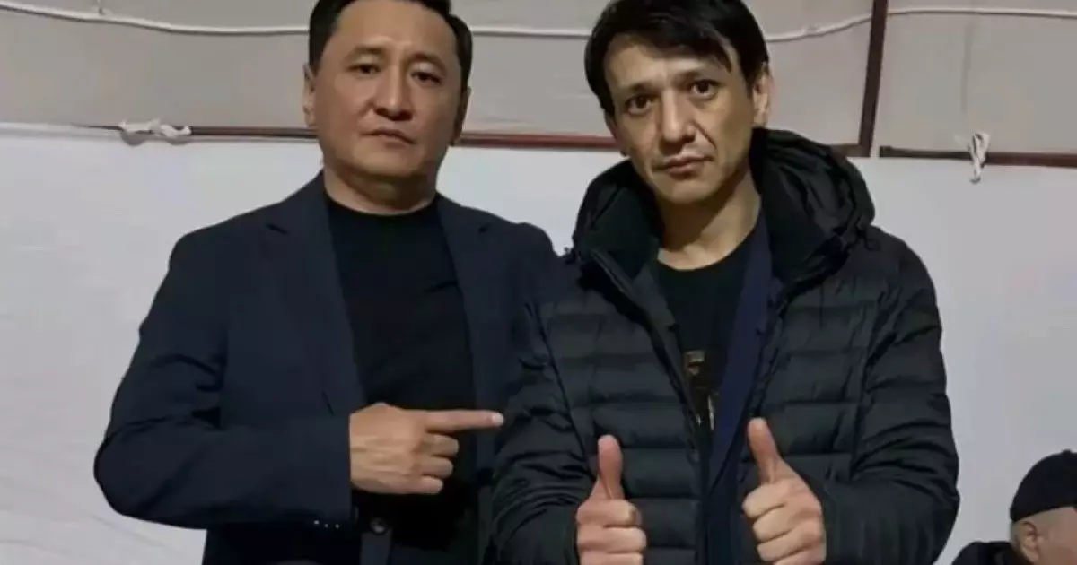  Ерболат Құдайберген өзін қаралағандарға әнмен жауап берді 