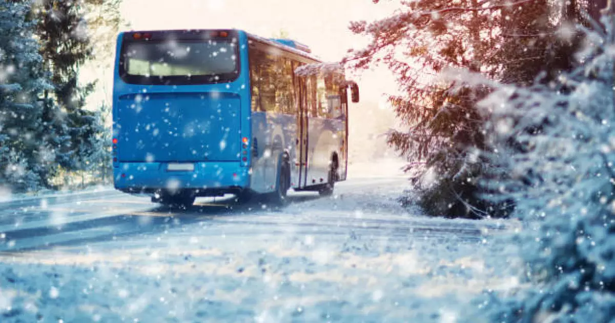  Ауа-райына байланысты Астана маңына қатынайтын үш автобус тоқтады 