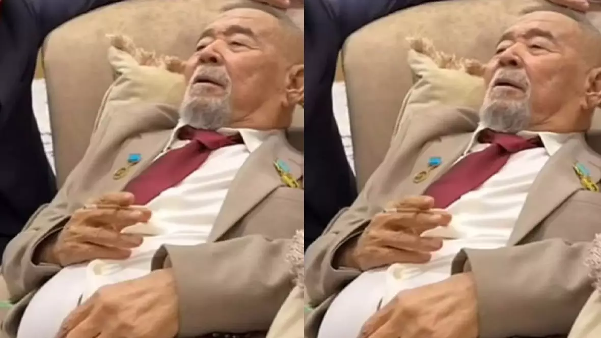 "Темекі шеккені жақсы емес": Жүрсін Ерманның жатысы көптің талқысына түсті (ВИДЕО)