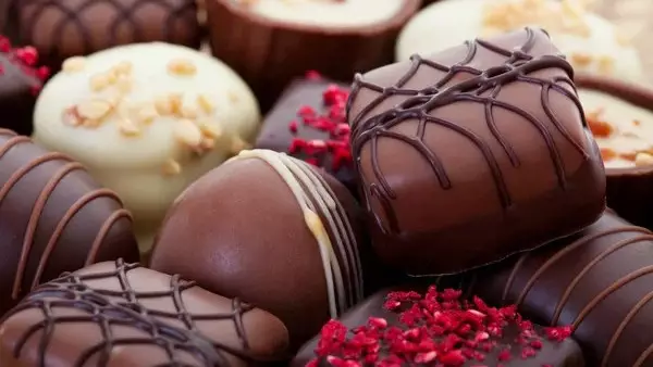 Кәмпиттен жәндік тапқан әйел 2 миллион теңге өтемақы талап етті – сот шешімі қандай?