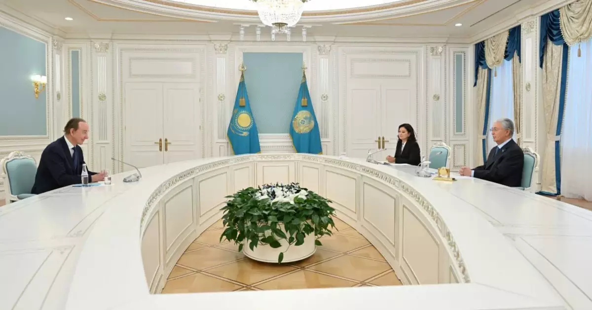 Тоқаев Air Astana компаниясының директоры Питер Фостерді қабылдады