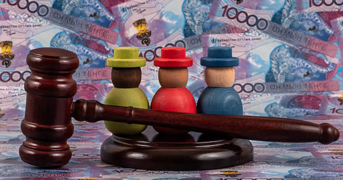  Таразда спорт кешенінің директорын бопсалап, 2,5 млн теңге алғандар сотталды 