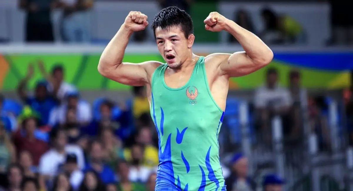 Олимпиада жүлдесін алған өзбекстандық қазақ балуаны Астанаға қоныс аударды