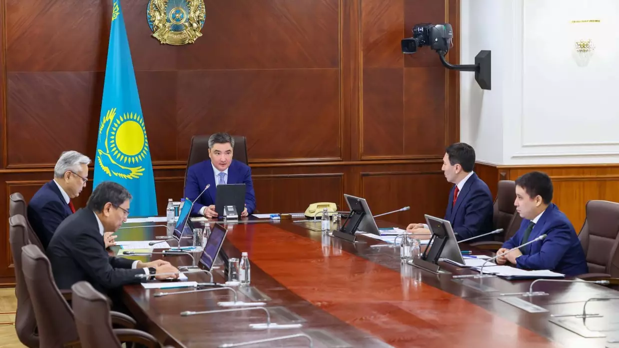 Олжас Бектенов «Самұрық-Қазына» директорлар кеңесінің отырысын өткізді