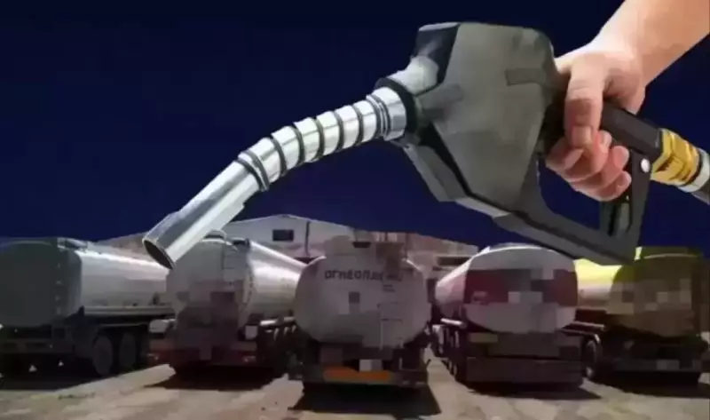 Бензиновый дефицит на востоке Казахстана: что говорят власти