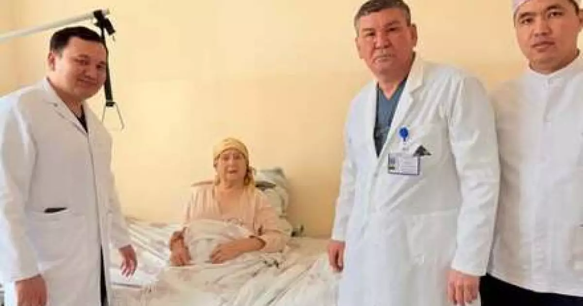  Түркістанда 99 жастағы науқасқа күрделі ота жасалды 