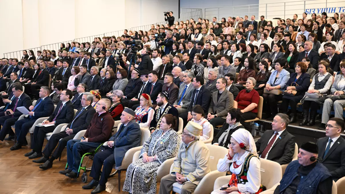 Жители Акмолинской области обсудили значение новой Конституции с членами коалиции