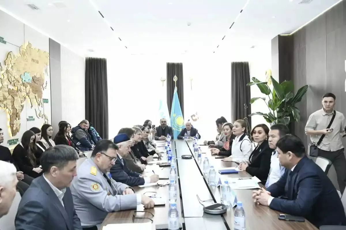 Елордадағы жиын: «Әр азамат референдумға қатысуы тиіс»