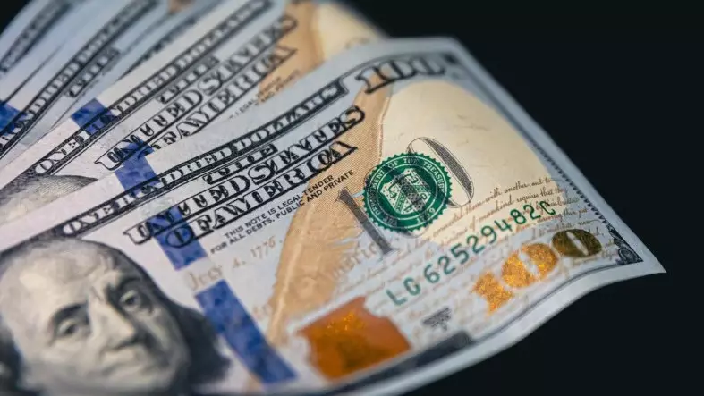 Курс доллара в Казахстане развернулся вверх — данные биржи