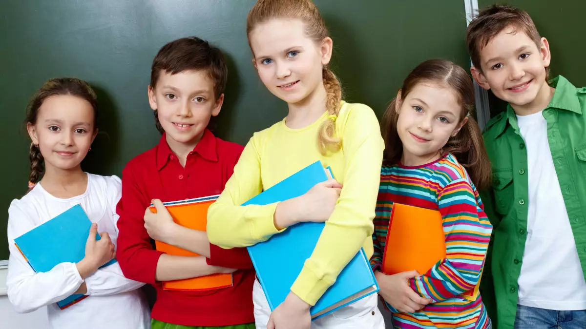 Школьники первой смены перейдут на дистанционное обучение 24 февраля