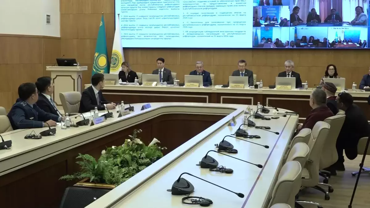 Конституцияның жаңа жобасы бойынша өтетін референдумды 21 шетелдік байқаушы бақылайды