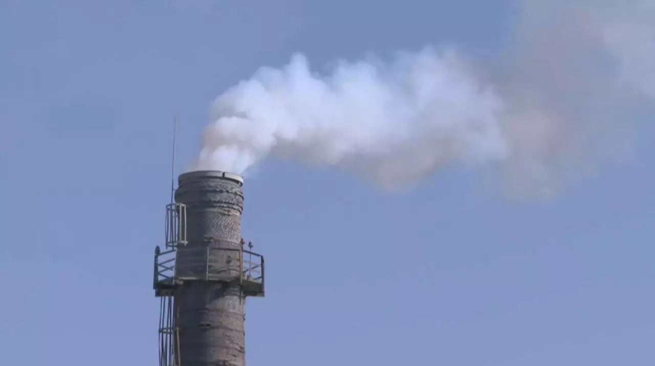Превышение выбросов в атмосферу зафиксировали в Шымкенте