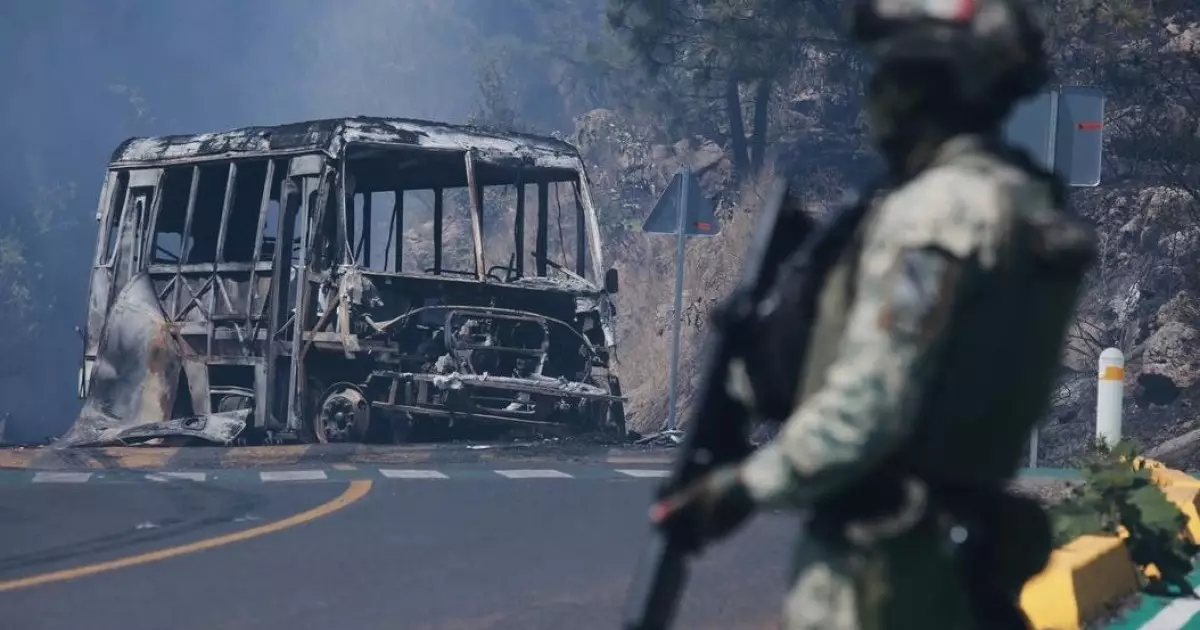  Мексикада картель басшысының өлімінен кейін елде тәртіпсіздіктер басталды 