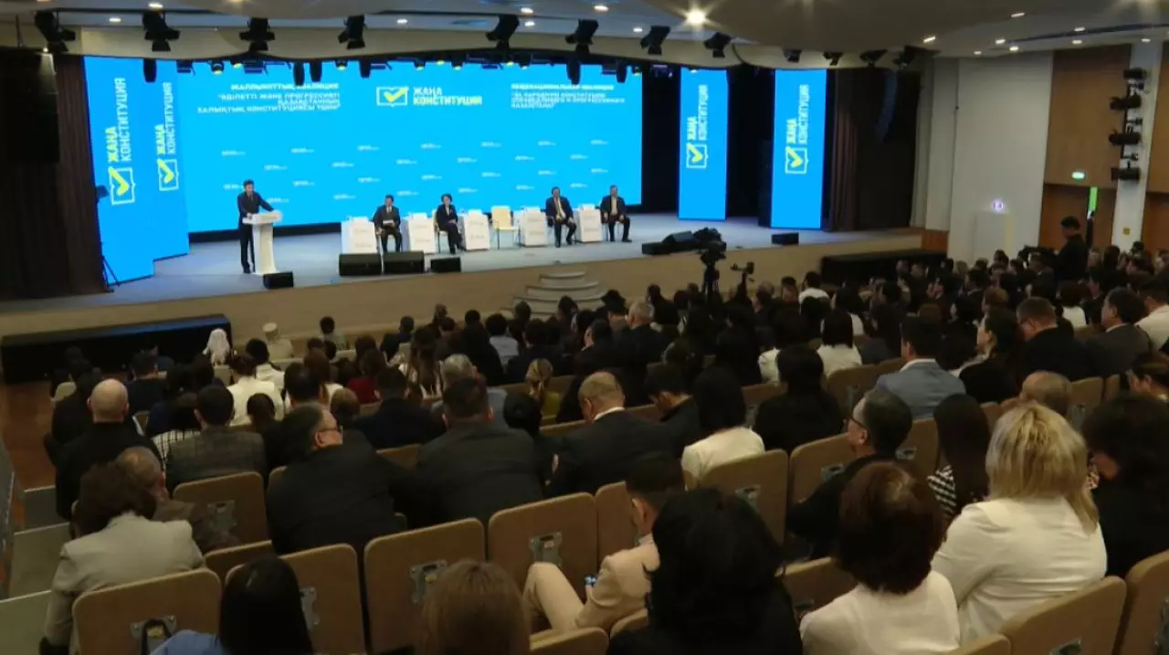 В Акмолинской области обсудили проект новой Конституции