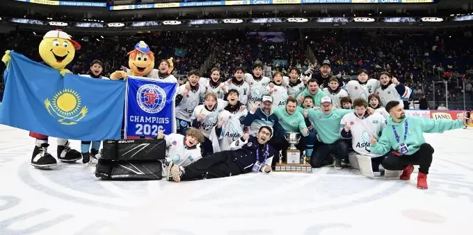 Қазақтың жас хоккейшілері Канададағы беделді турнирдің жеңімпазы атанды