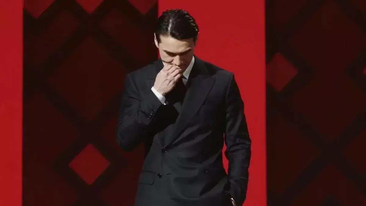 Джумадилов прокомментировал будущее Сабурова в Казахстане