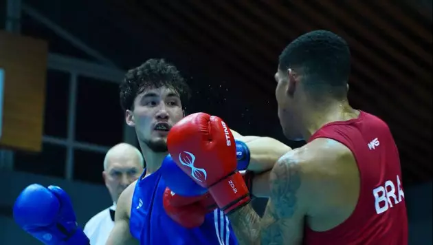 Сенсация произошла в бою Казахстана на малом ЧМ по боксу