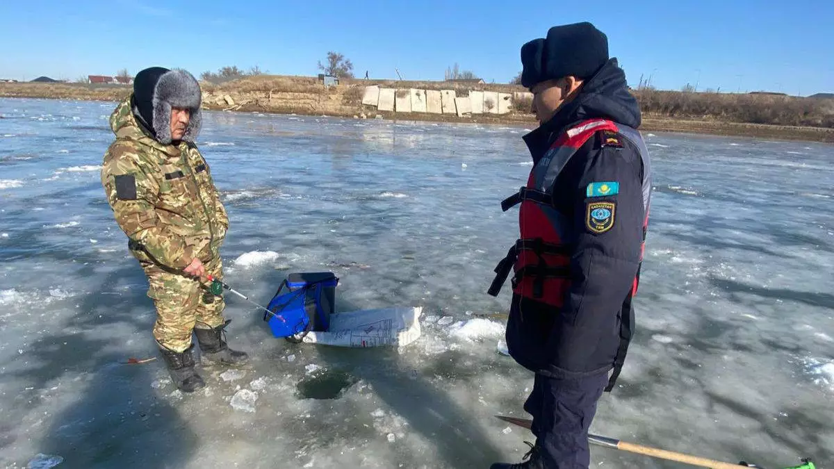 Жители Атырау 9 раз нарушили правила безопасности на льду