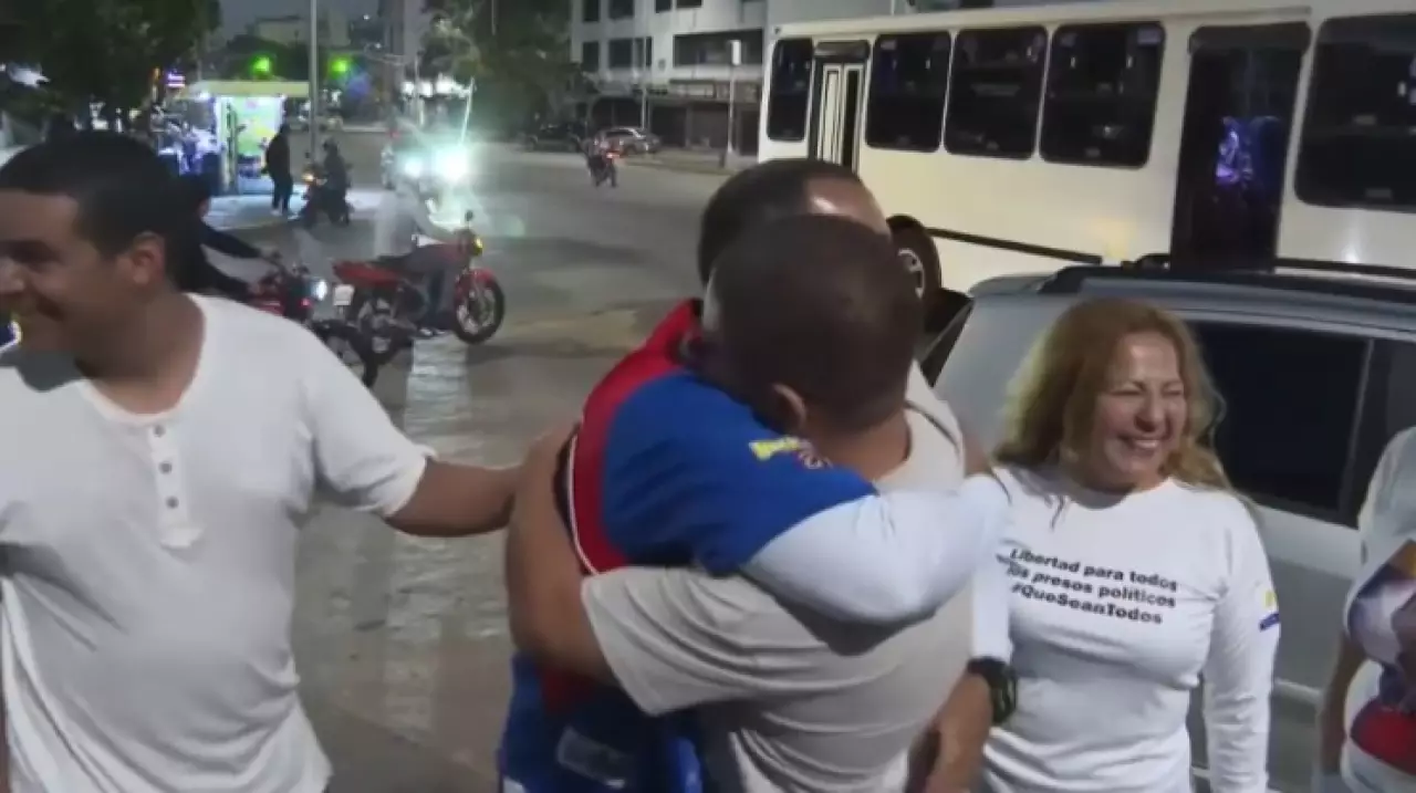 Политзаключенных освободили в Венесуэле