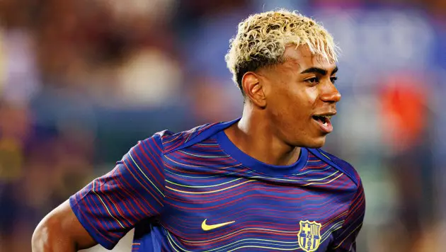 "Барселоне" предложили 250 миллионов евро за Ямаля: Лапорта дал ответ