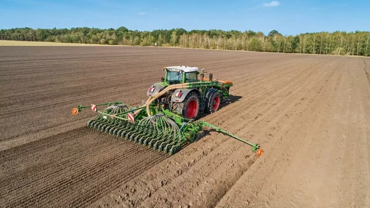 Сколько в Казахстане потратят средств на посевную в 2026 году