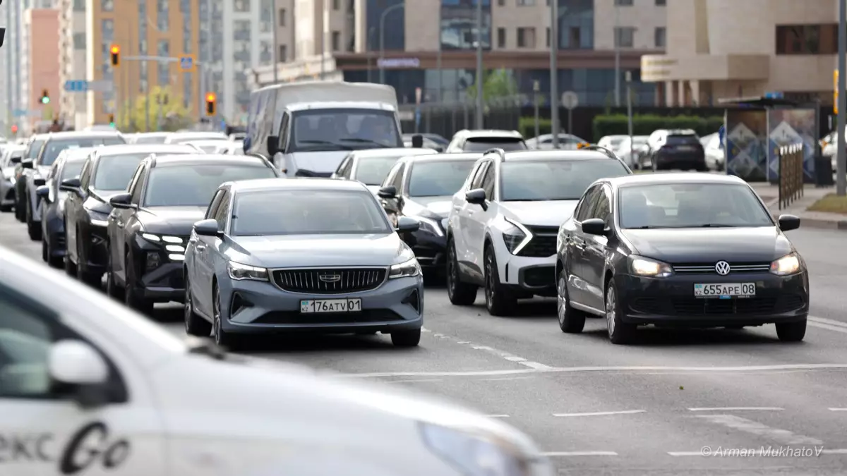 Қазақстанда ең көп сатылатын автокөліктер белгілі болды