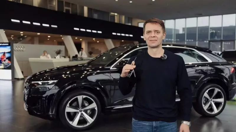 Олимпиада чемпионы Шайдоровтың әкесіне сыйлыққа көлік тарту етілді