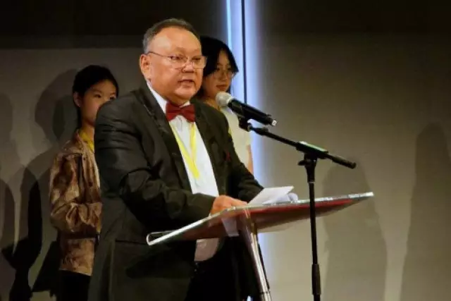 Дүкен Мәсімханұлының «Алтын қалам» сыйлығын алғандағы сөзі