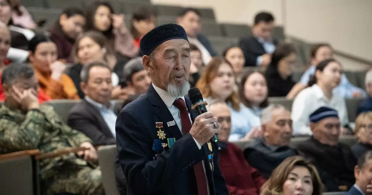   Қосшы қаласындағы тұрғындарға жаңа Конституция жобасы түсіндірілді   