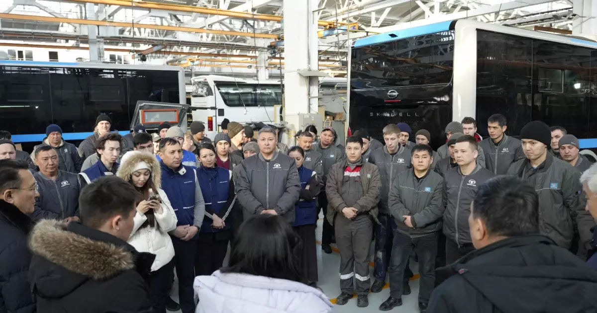   Семейде өңірлік коалиция мүшелері өндіріс ұжымымен кездесу өткізді   