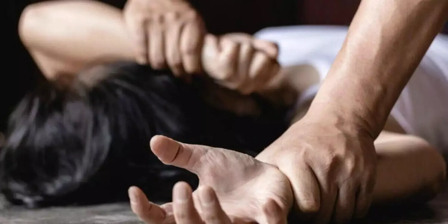 «Келісіммен болған»: 16 жастағы қызды зорлады деген шенеунікке қатысты оқиғаның мән жайы айтылды