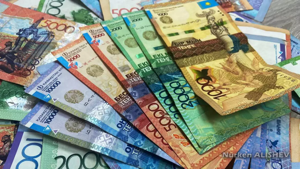 Алаяқ әйел әлеуметтік желілер арқылы тұрғындарды 7,7 млн теңгеге алдап кетті