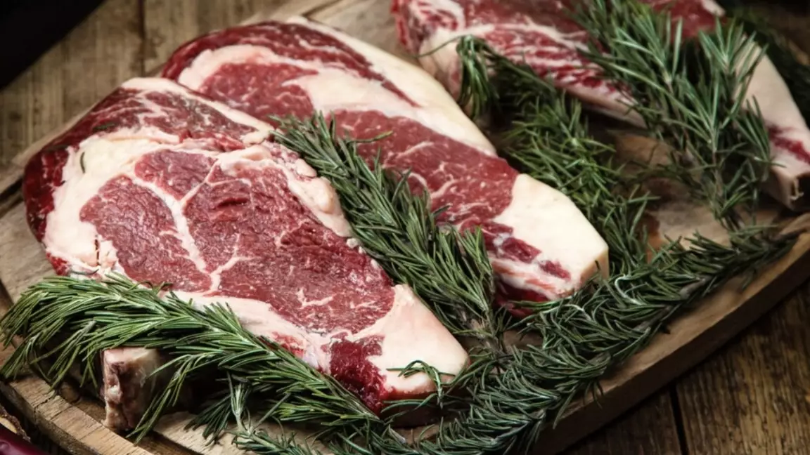 Сиыр етінің бағасы қанша? Министрлік ішкі нарық пен экспорттағы құнын атады