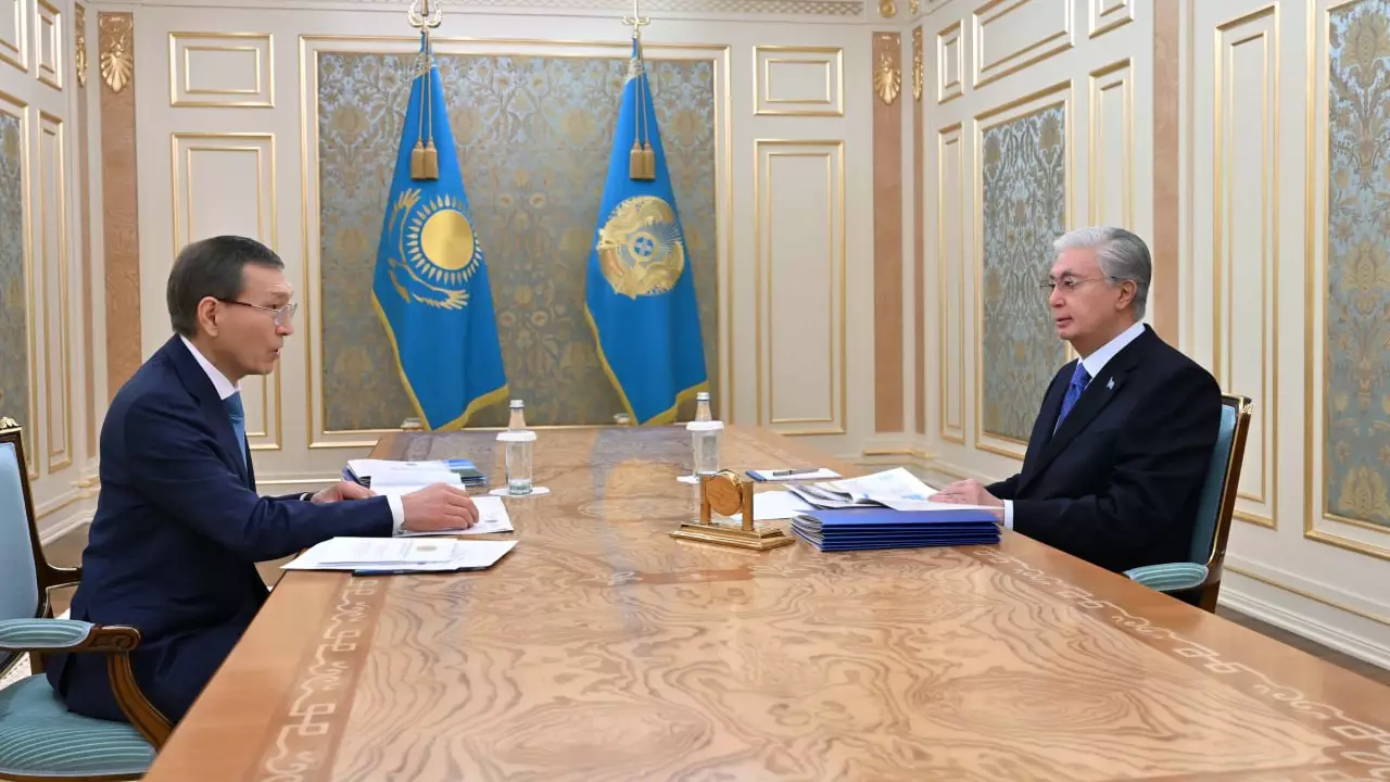 Тоқаев Орталық референдум комиссиясының төрағасын қабылдады