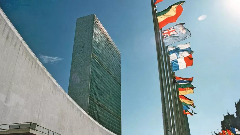 Генсек ООН призвал к прекращению огня на Украине