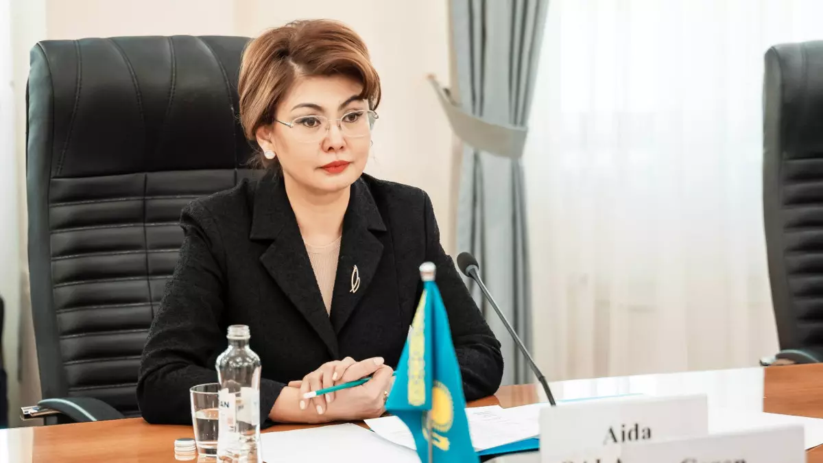 Аида Балаева «БҰҰ-Әйелдер» құрылымының басшысы Джерен Гюреспен кездесті