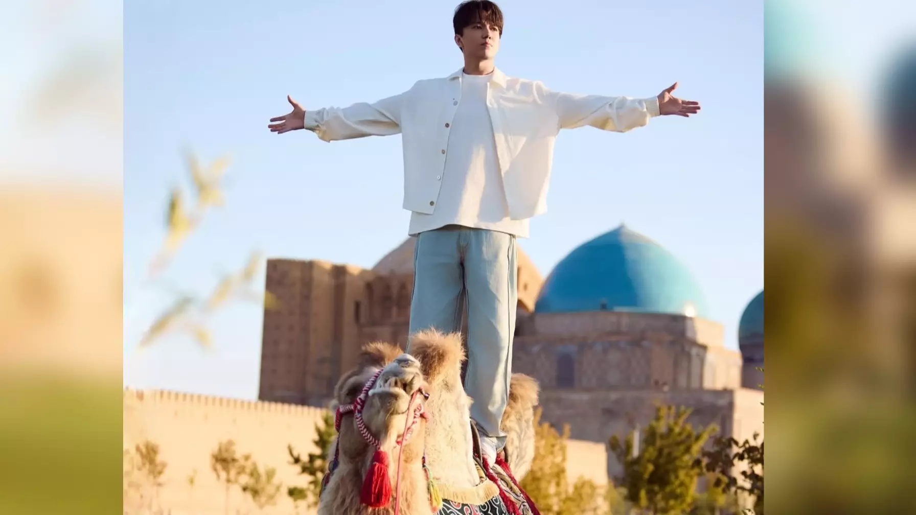 «Түйемен фотосессия»: Димаш Құдайберген көпшілікке ерекше суреттерін жария етті (ФОТО)