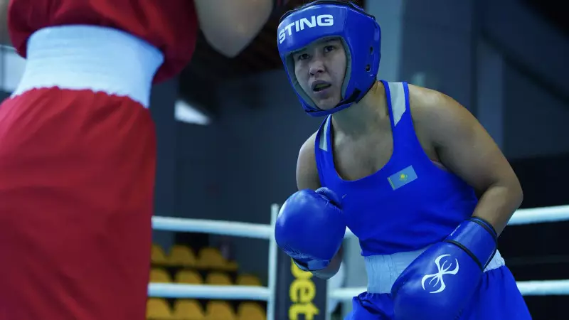 Боксшы Жайна Шекербекова Болгариядағы турнирде нокдаунмен жеңіске жетті