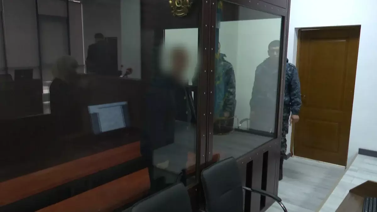 Немересімен жасты қызды зорлаған зейнеткер сотталды