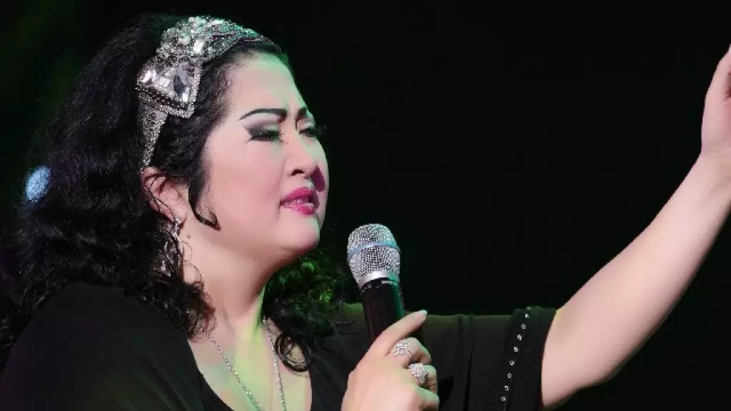 Алматыда аншлаг: Мақпал Жүнісованың екі концертіне билет жетпей жатыр