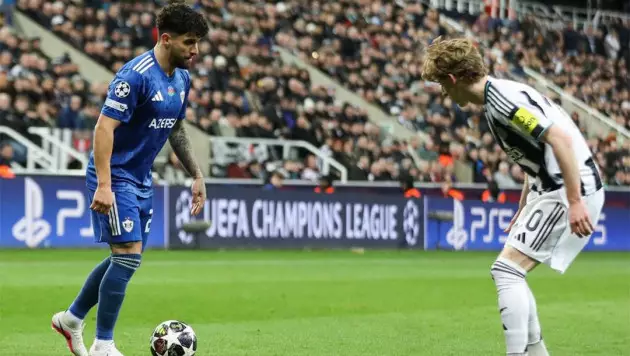 "Карабах" забил два гола и избежал разгрома в матче Лиги чемпионов