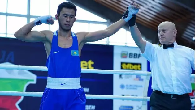 Победы и разгром от Узбекистана. Как Казахстан выступил во 2-й день малого ЧМ по боксу